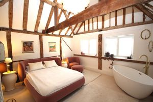 Main bedroom- click for photo gallery
